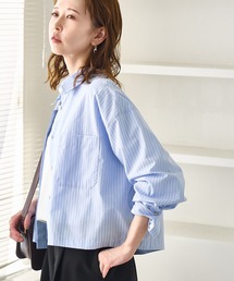 クロップドトップス」に該当するブルー・ネイビー/青色系の