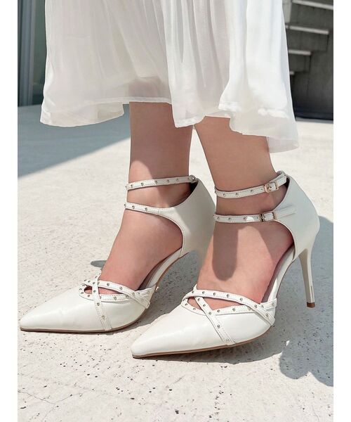 RESEXXY（リゼクシー）の「スタッズポイントパンプス（パンプス・レディース・ブラック/アイボリー・SMALL/MEDIUM/LARGE）」の3枚目の写真