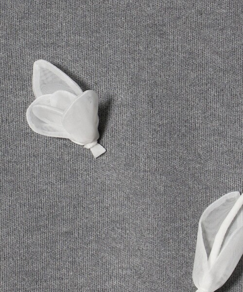 UNITED ARROWS（ユナイテッドアローズ）の「BROCHE  フラワーモチーフ ニット（ニット/セーター・レディース・ブラック/オフホワイト/グレー系・FREE）」の14枚目の写真