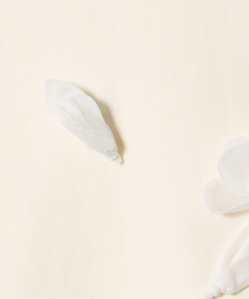 UNITED ARROWS（ユナイテッドアローズ）の「BROCHE  フラワーモチーフ ニット（ニット/セーター・レディース・ブラック/オフホワイト/グレー系・FREE）」の10枚目の写真