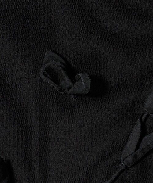 UNITED ARROWS（ユナイテッドアローズ）の「BROCHE  フラワーモチーフ ニット（ニット/セーター・レディース・ブラック/オフホワイト/グレー系・FREE）」の6枚目の写真