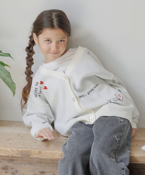 GLOBAL WORK（グローバルワーク）の「メルティニットVカーデ/589256（カーディガン/ボレロ・キッズ・ブラック/サックスブルー/ホワイト系5/ホワイト系8・130cm/140cm/150cm/160cm）」の2枚目の写真