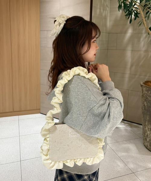 idem(イデム)の「rose frill bag / バラジャガードフリルバッグ(ハンドバッグ・レディース・イエロー/ブラック/アイボリー・FREE)」の16枚目の写真