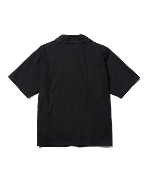 CONZ(コンズ)の「OPEN COLLAR SHIRT(シャツ/ブラウス・メンズ・ブラック/ホワイト・2/3)」の4枚目の写真