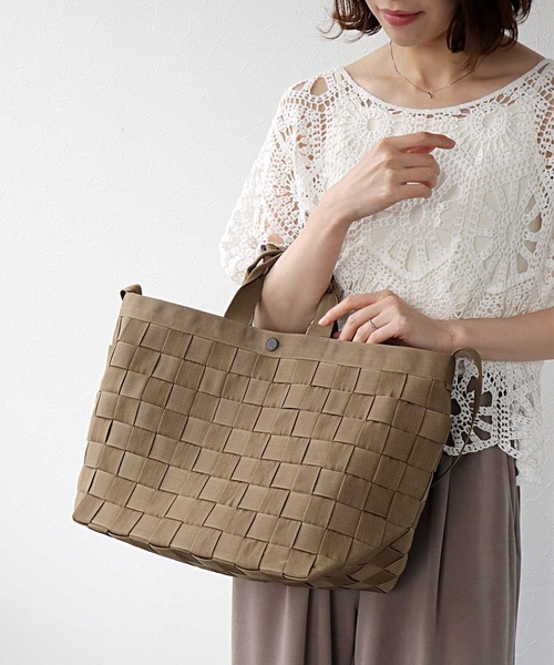 MAISON CANVVAS(メゾンキャンバス)の「PETA TOTE (L)【MAISON CANVVAS/メゾン キャンバス】(トートバッグ・レディース・カーキ・フリー)」の6枚目の写真