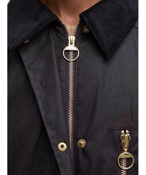 Barbour(バブアー)の「Evetteワックスジャケット(テーラードジャケット・レディース・ブラウン/オリーブ・8/10)」の14枚目の写真
