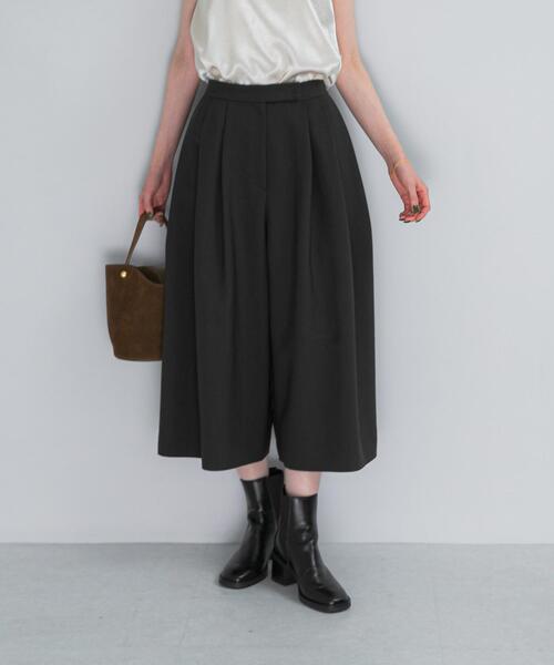 URBAN RESEARCH ROSSO WOMEN（アーバンリサーチ　ロッソ）の「ダブルクロスフォルムタックパンツ（その他パンツ・レディース・チャコールグレー/アイボリー・36/38）」の16枚目の写真