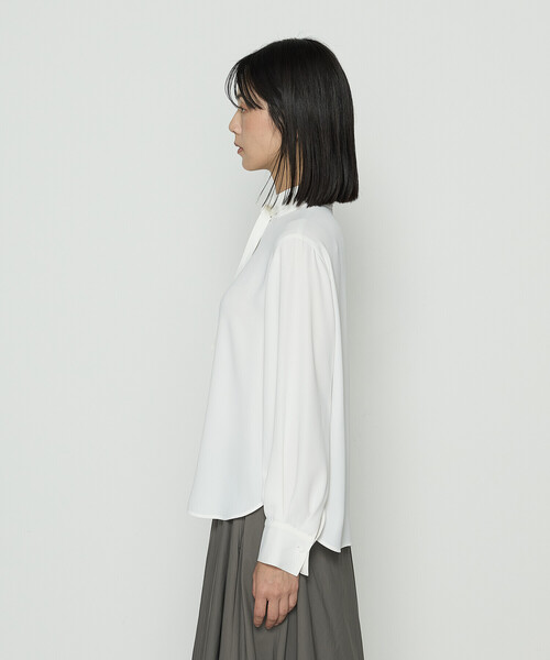 K.T KIYOKO TAKASE(キヨコタカセ)の「マットサテン タイ付 ハイネックブラウス(シャツ/ブラウス・レディース・ブラック/モカ/ホワイト・7号/11号/9号)」の12枚目の写真