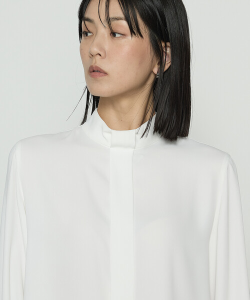 K.T KIYOKO TAKASE(キヨコタカセ)の「マットサテン タイ付 ハイネックブラウス(シャツ/ブラウス・レディース・ブラック/モカ/ホワイト・7号/11号/9号)」の14枚目の写真