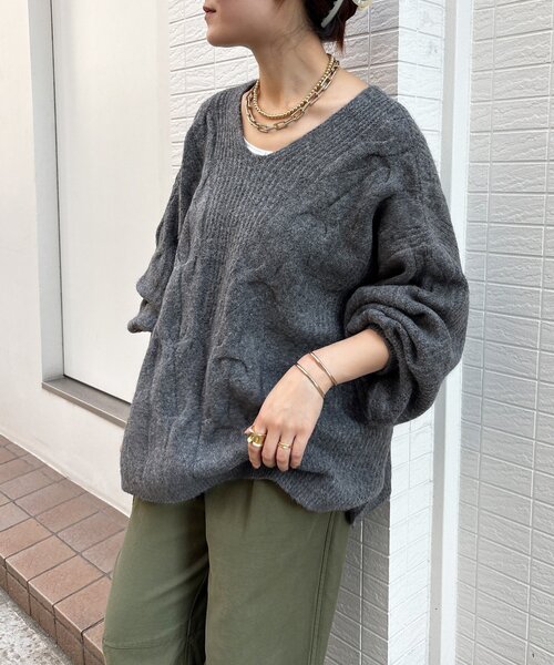 DouDou（ドゥドゥ）の「ボリュームケーブルプルオーバー（ニット/セーター・レディース・カーキ/チャコールグレー/ベージュ/ブラウン・FREE）」の18枚目の写真