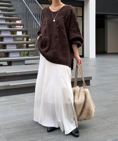 DouDou（ドゥドゥ）の「ボリュームケーブルプルオーバー（ニット/セーター・レディース・カーキ/チャコールグレー/ベージュ/ブラウン・FREE）」の21枚目の写真