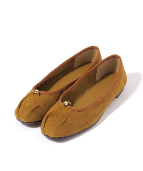 studio CLIP(スタディオクリップ)の「アソートギャザーパンプス(パンプス・レディース・オフホワイト/ブラック/レッド/マスタード・MEDIUM/LARGE/SMALL)」の9枚目の写真