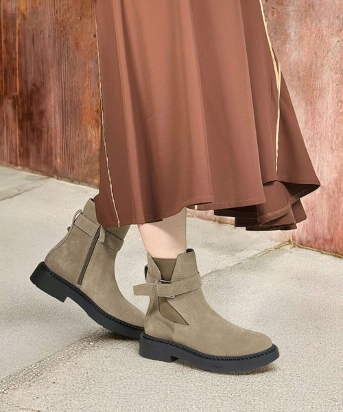 ASH（アッシュ）の「ASH/アッシュ【MARGOT】ベルト厚底ショートブーツ サイドゴア コンバット 4cmヒール（ブーツ・レディース・ブラック/グレイッシュベージュ・38/37/36/35/39）」の11枚目の写真