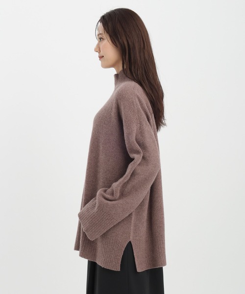 Andemiu（アンデミュウ）の「アクアハイネックミドルニット491833（ニット/セーター・レディース・オフホワイト/ブラック/ブラウン・FREE）」の21枚目の写真