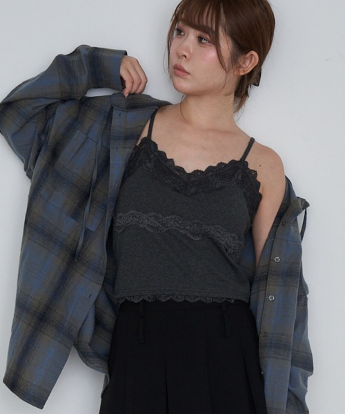 RAY CASSIN（レイカズン）の「パット付レースキャミ（キャミソール・レディース・チャコールグレー/レッド系その他2/ホワイト系その他/ブラック/ブラック系その他2/グレー系その他2・S）」の7枚目の写真