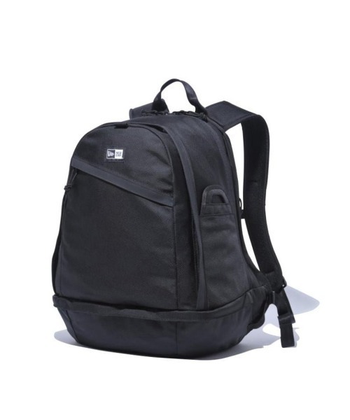 NEW ERA(ニューエラ)の「NEW ERA SPORTS PACK 1680D 2 / ニューエラ(バックパック/リュック・レディース・ブラック・FREE)」の2枚目の写真