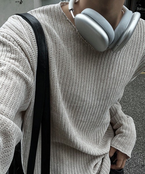 COSYHARU（コシハル）の「ベロアライクニットTシャツ（Tシャツ/カットソー・メンズ・ベージュ/ブラック/グレー・FREE）」の5枚目の写真