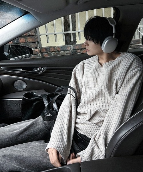 COSYHARU（コシハル）の「ベロアライクニットTシャツ（Tシャツ/カットソー・メンズ・ベージュ/ブラック/グレー・FREE）」の9枚目の写真