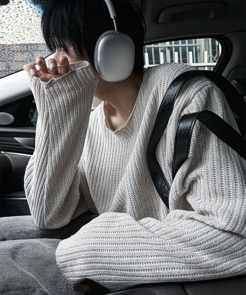 COSYHARU（コシハル）の「ベロアライクニットTシャツ（Tシャツ/カットソー・メンズ・ベージュ/ブラック/グレー・FREE）」の4枚目の写真