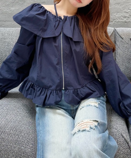 Ada.(エイダ)の「ビックカラー ジップデザイン キャンディースリーブ ブラウス(シャツ/ブラウス・レディース・ネイビー/ライトブルー/アイボリー・FREE)」の4枚目の写真