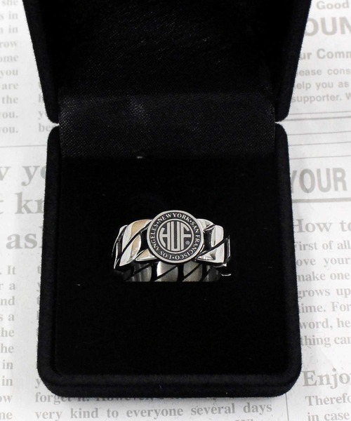 HUF（ハフ）の「リージョナルキューバリンクリング 指輪 REGIONAL CUBAN LINK RING（リング・メンズ・シルバー/ゴールド・7/8/9）」の4枚目の写真