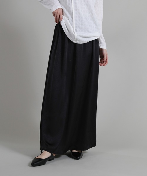 select MOCA Et(セレクトモカエト)の「【Et】Satin Washer Narrow Skirt(スカート・レディース・ブラウン/ベージュ/ブラック・LARGE/MEDIUM)」の12枚目の写真