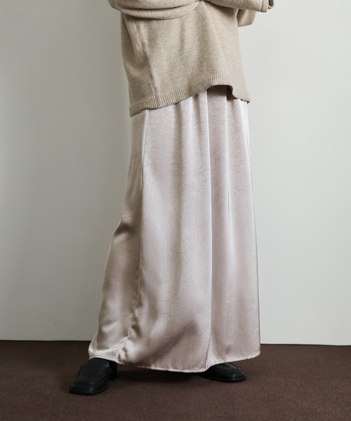 select MOCA Et(セレクトモカエト)の「【Et】Satin Washer Narrow Skirt(スカート・レディース・ブラウン/ベージュ/ブラック・LARGE/MEDIUM)」の10枚目の写真