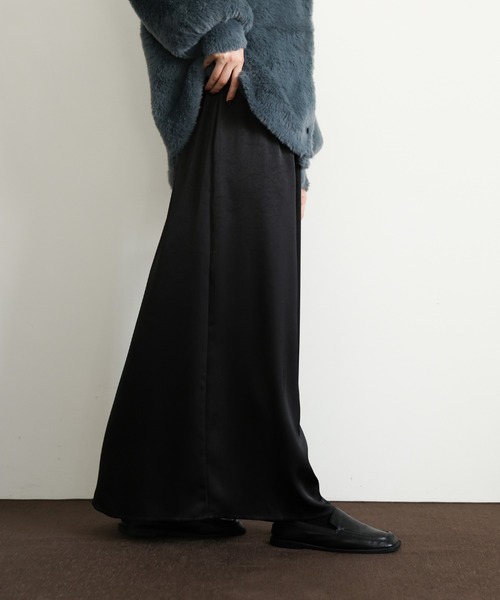 select MOCA Et(セレクトモカエト)の「【Et】Satin Washer Narrow Skirt(スカート・レディース・ブラウン/ベージュ/ブラック・LARGE/MEDIUM)」の17枚目の写真