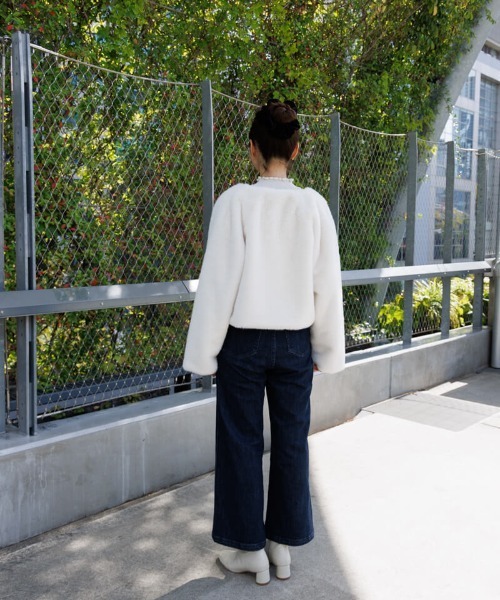 flower（フラワー）の「コンパクトファーコート（ノーカラーコート・レディース・ホワイト/ブラウン・FREE）」の7枚目の写真