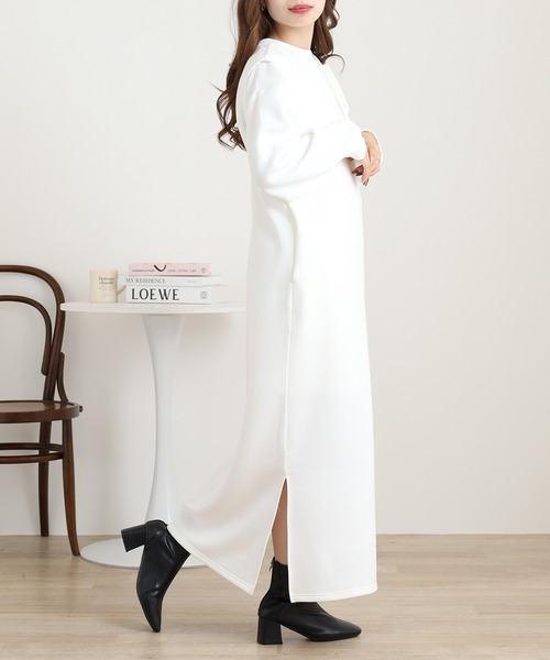 OMNES(オムネス)の「ダンボールニット ショートプルオーバー Vネックジャンスカセット(ワンピース・レディース・ブラック/アイボリー/カーキ/モカ・FREE)」の9枚目の写真