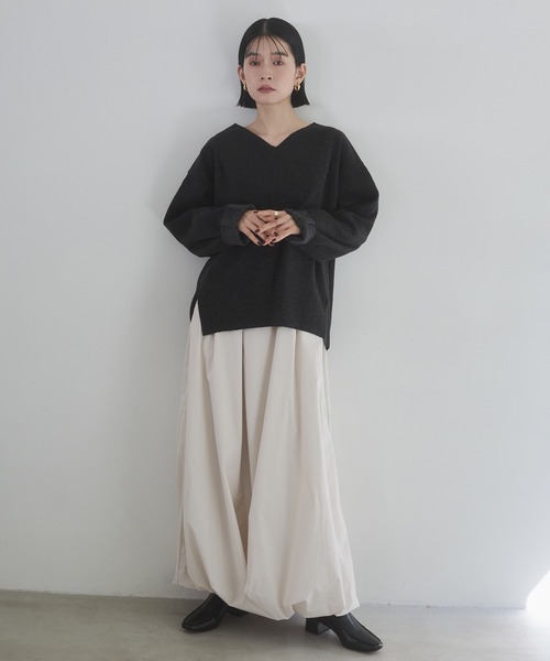 hunch（ハンチ）の「圧縮ニットソー Vネック コクーンニット（ニット/セーター・レディース・ダークブラウン/ベージュ/チャコール・FREE）」の7枚目の写真