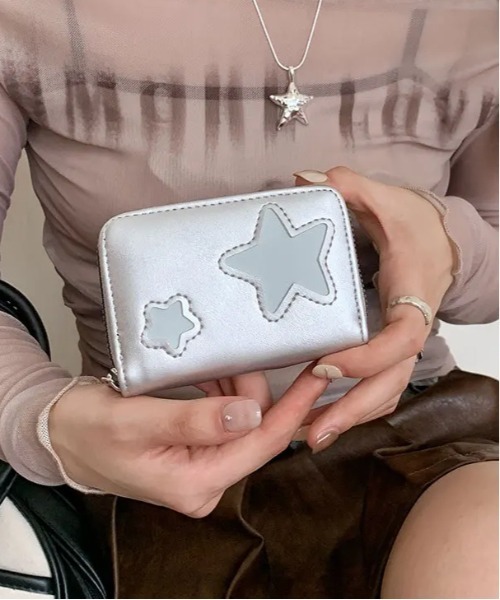 Port（ポート）の「【 Port / ポート 】 スターパッチ カードケース（カードケース・レディース・シルバー/ブラック・FREE）」の2枚目の写真