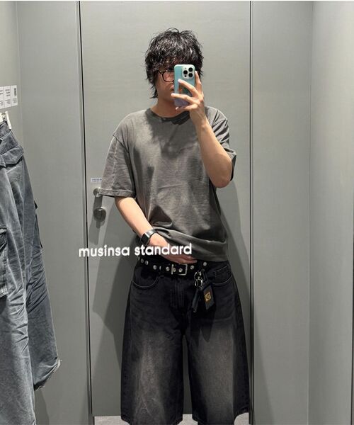 MUSINSA STANDARD（ムシンサスタンダード）の「ピグメントリラックスクルーネックTシャツ[チャコールグレー]（Tシャツ/カットソー・メンズ・その他・XX-LARGE/XXX-LARGE/LARGE/MEDIUM/SMALL/X-LARGE）」の7枚目の写真