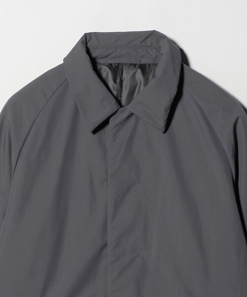 UNITED ARROWS（ユナイテッドアローズ）の「ADS ショートダウン バルカラーコート 撥水（ダウンジャケット/コート・メンズ・ブラック/ダークグレー・S/M/L/XL）」の16枚目の写真