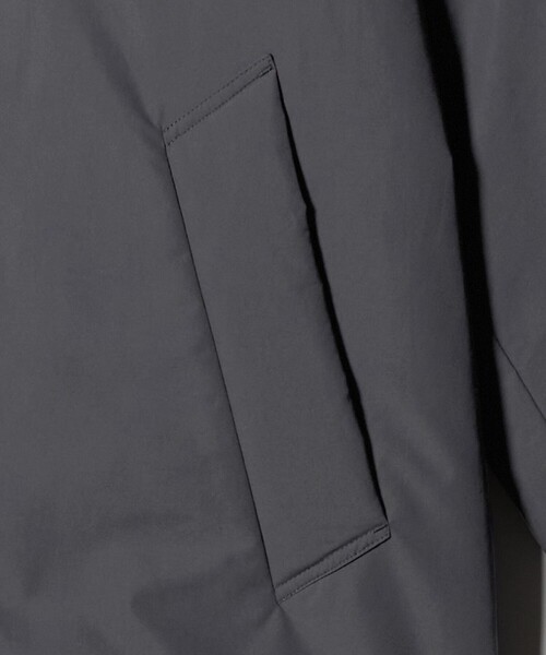 UNITED ARROWS（ユナイテッドアローズ）の「ADS ショートダウン バルカラーコート 撥水（ダウンジャケット/コート・メンズ・ブラック/ダークグレー・S/M/L/XL）」の19枚目の写真