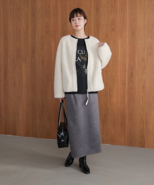 Bou Jeloud(ブージュルード)の「ボアショートアウター(ブルゾン・レディース・オフホワイト/グレー・FREE)」の4枚目の写真