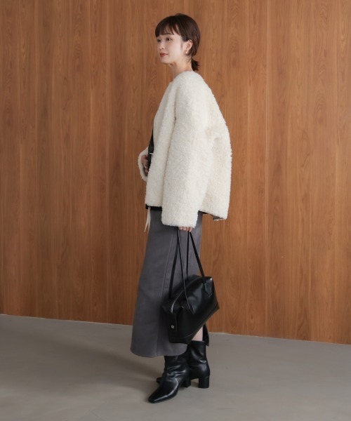 Bou Jeloud(ブージュルード)の「ボアショートアウター(ブルゾン・レディース・オフホワイト/グレー・FREE)」の6枚目の写真