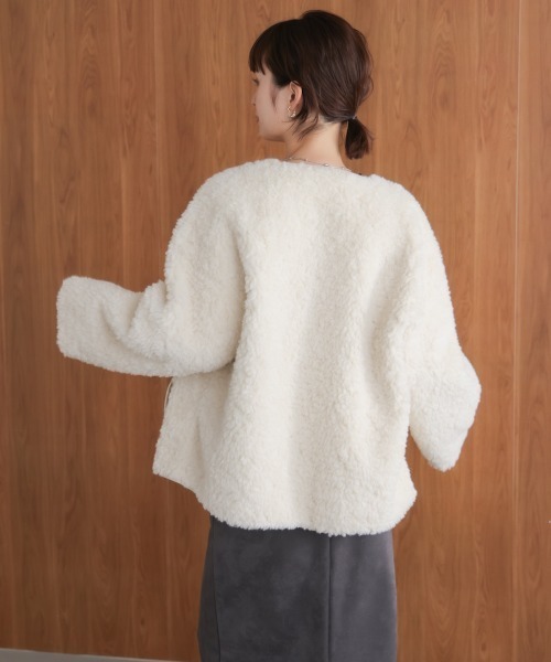 Bou Jeloud(ブージュルード)の「ボアショートアウター(ブルゾン・レディース・オフホワイト/グレー・FREE)」の8枚目の写真