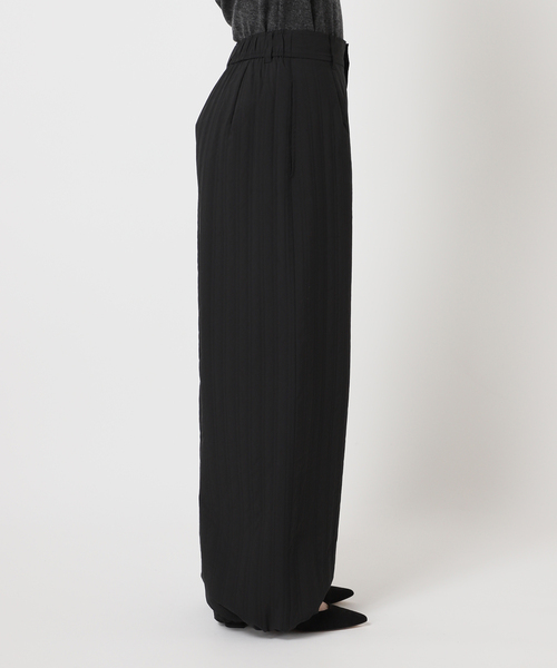 CITYSHOP（シティーショップ）の「STRIPED QUILTED パンツ（その他パンツ・レディース・ブラック・38/36）」の9枚目の写真