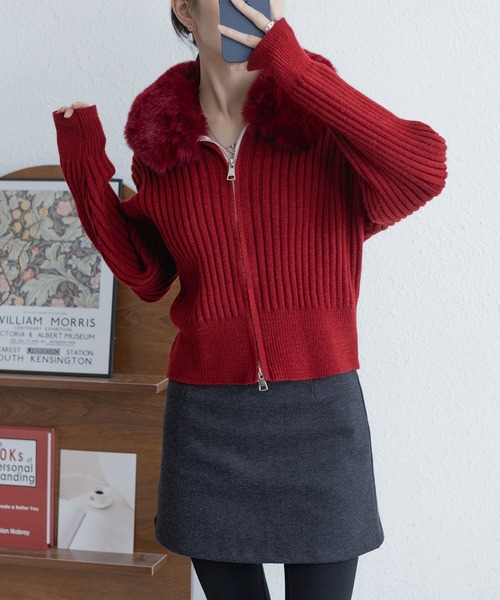 MAISON DE THERESE(メゾン ド テレーズ)の「ファー付き ジップアップ ニット(ニット/セーター・レディース・ブラック/ブラウン系その他/ワイン/グレー/ライトベージュ/Off White・FREE)」の11枚目の写真