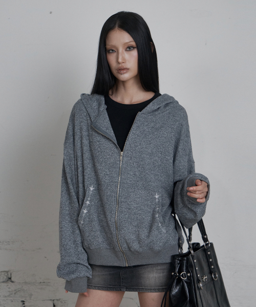CURETTY（キュリティ）の「C HOODED KNIT ZIP-UP_GREY（パーカー・レディース・グレー・SMALL）」の4枚目の写真