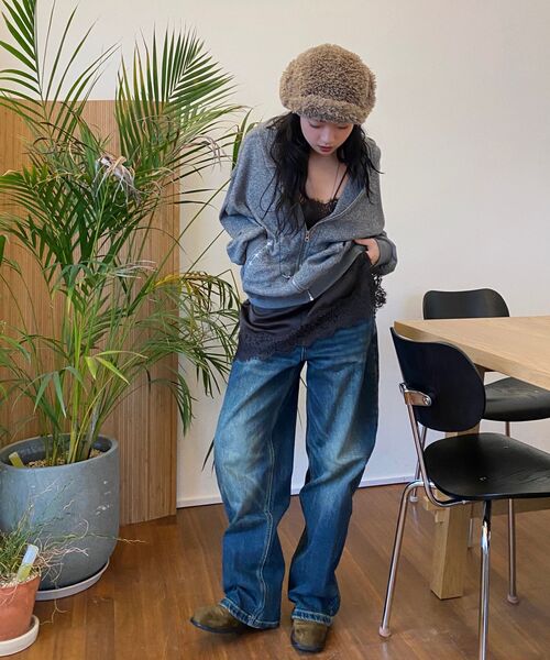 CURETTY（キュリティ）の「C HOODED KNIT ZIP-UP_GREY（パーカー・レディース・グレー・SMALL）」の6枚目の写真