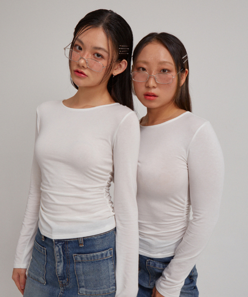 SALON DE YOHN(サロンドヨーン)の「Basic Shirring Long Sleeve T_ White(Tシャツ/カットソー・レディース・その他・LARGE/MEDIUM/SMALL)」の5枚目の写真