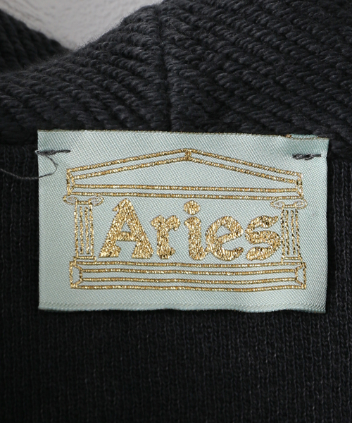 ARIES(アリーズ)の「ARIES / アリーズ AGED REVERSO TEMPLE ZIP THROUGH HO(パーカー・レディース・ブラック・FREE)」の7枚目の写真