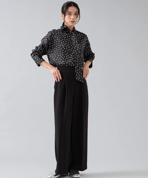 Liesse(リエス)の「タックワイドパンツ(その他パンツ・レディース・ベージュ/ブラック・3/2)」の3枚目の写真