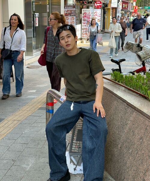 C WEAR BY THE GENIUS（シーウェアバイザジーニアス）の「メンズ クロップTシャツ カーキ（Tシャツ/カットソー・メンズ・その他・SMALL/MEDIUM/LARGE/X-LARGE/XX-LARGE/X-SMALL）」の4枚目の写真