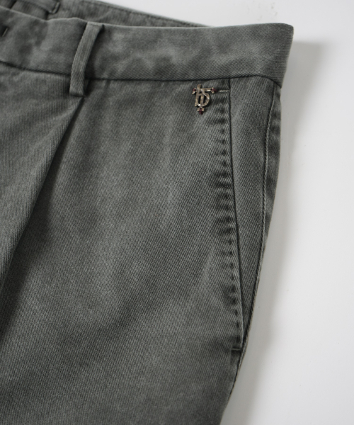 BIRBANTE(ビルバンテ)の「ソンドリオ ストレッチツイル ワンタックパンツ - カーキ(その他パンツ・メンズ・カーキ・SMALL/MEDIUM/LARGE/X-LARGE)」の3枚目の写真