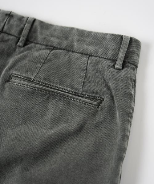 BIRBANTE(ビルバンテ)の「ソンドリオ ストレッチツイル ワンタックパンツ - カーキ(その他パンツ・メンズ・カーキ・SMALL/MEDIUM/LARGE/X-LARGE)」の5枚目の写真