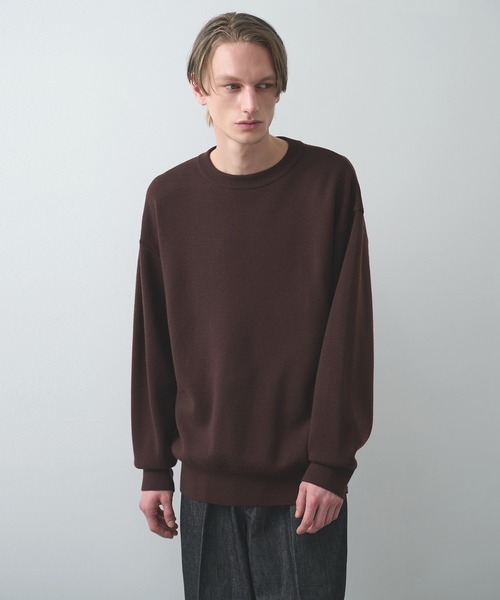 STUDIOUS（ステュディオス）の「【STUDIOUS】CASHMERE WOOL CREWNECK KNIT（ニット/セーター・メンズ・ブラック/ホワイト/ブラウン/レッド/ダークグレー/ベージュ・1/2/3）」の5枚目の写真