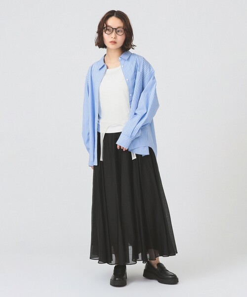 Ray BEAMS（レイビームス）の「シアー エアリー フレア スカート（スカート・レディース・サックスブルー/ブラック/クリーム・1/0）」の4枚目の写真